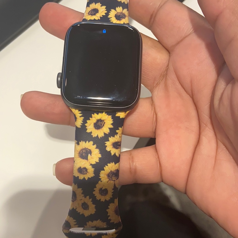 Apple Watch series 4 44M OBO